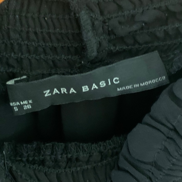 Vintage Zara top with gathered puffy sleeves - Picture 4 of 9